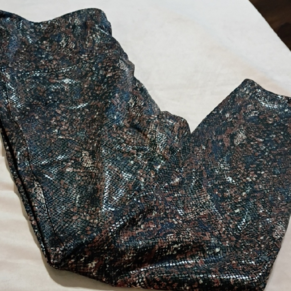 SPANX Faux Snakeskin Leggings